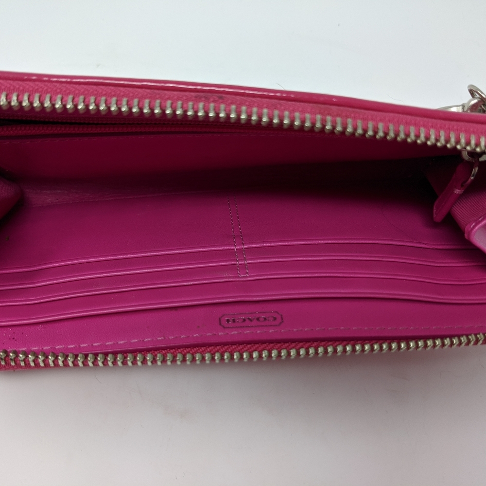 Coach Zip Wallet Pink - Picture 3 of 4